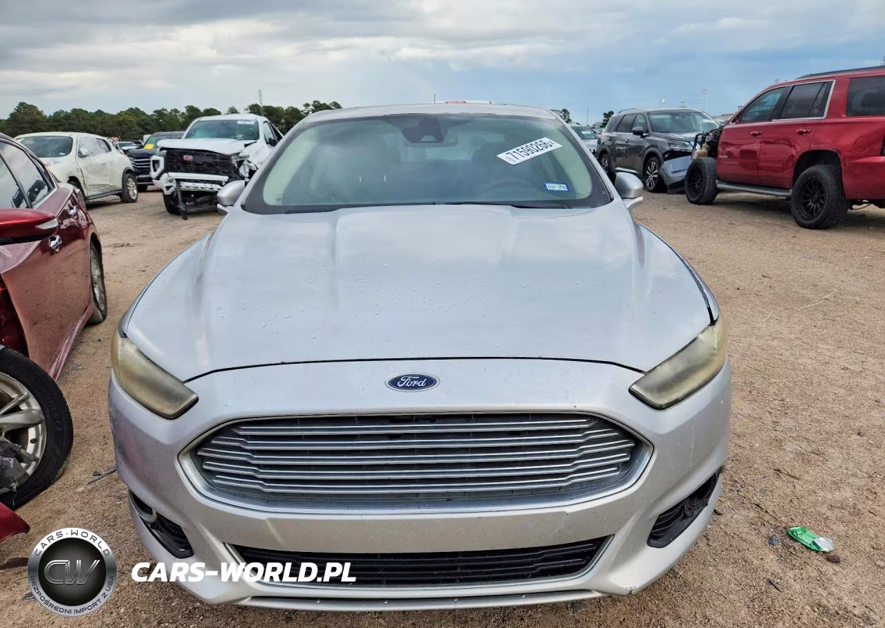 2013 Ford Fusion Titanium VIN:3FA6P0K97DR138373 - 5
