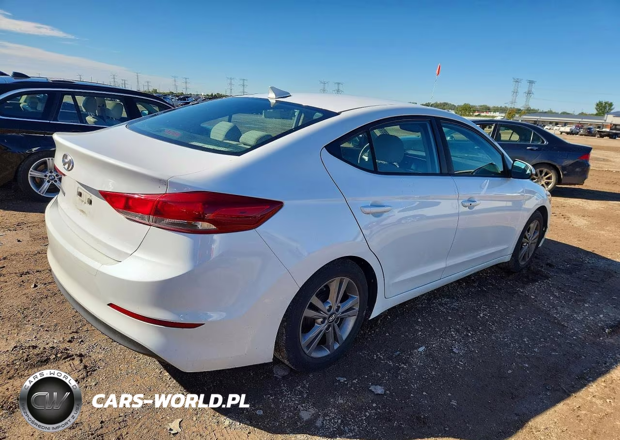 2017 Hyundai Elantra Value Edition VIN:5NPD84LF4HH198100 - 3