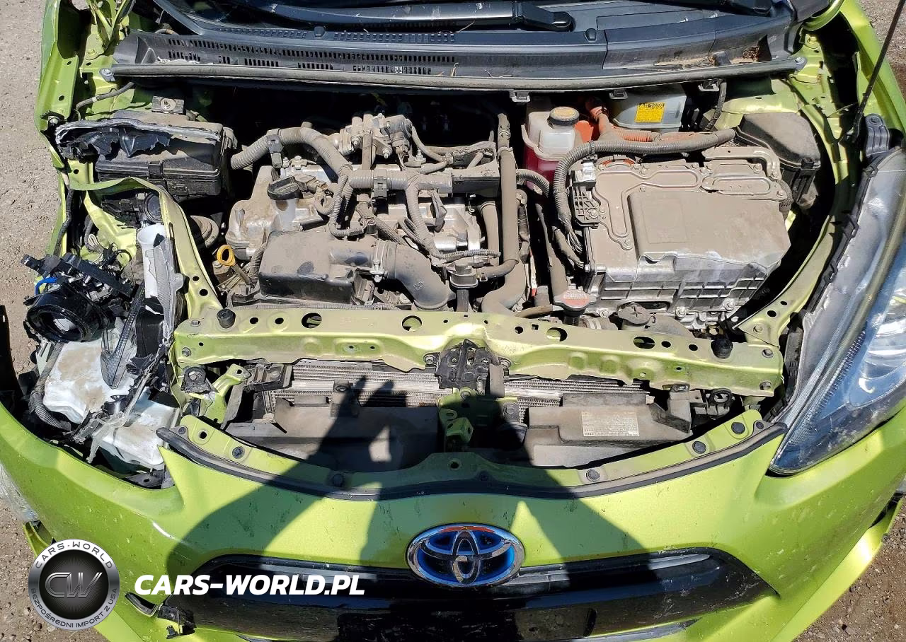 2016 Toyota Prius C Four VIN:JTDKDTB39G1123936 - 11