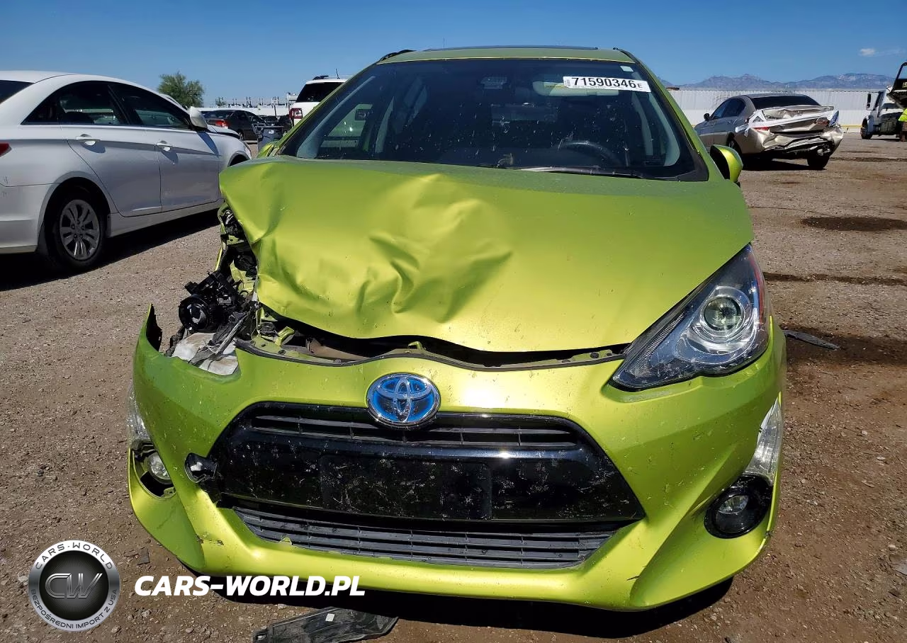 2016 Toyota Prius C Four VIN:JTDKDTB39G1123936 - 5