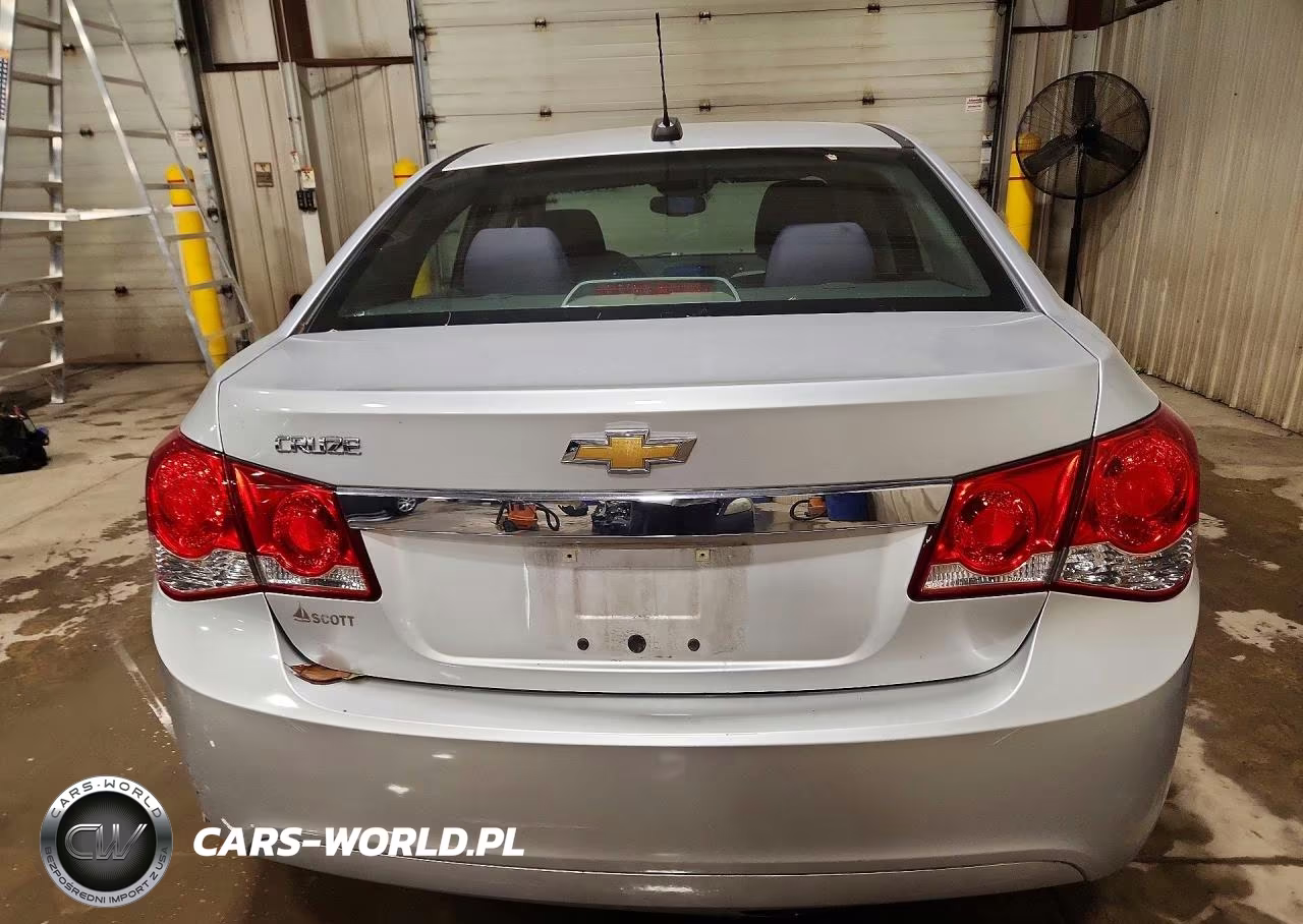2015 Chevrolet Cruze Ls VIN:1G1PA5SG4F7121772 - 6