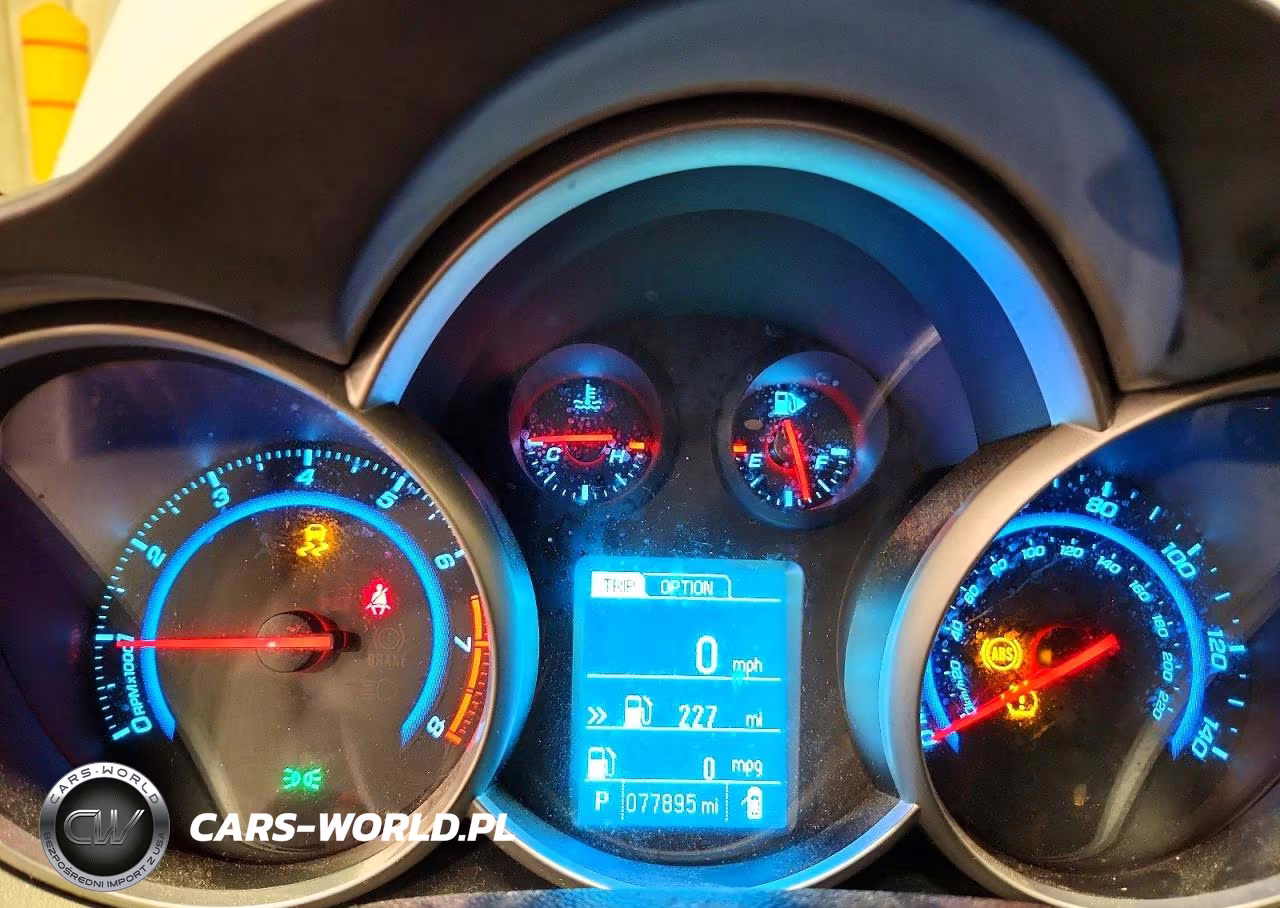 2015 Chevrolet Cruze Ls VIN:1G1PA5SG4F7121772 - 9