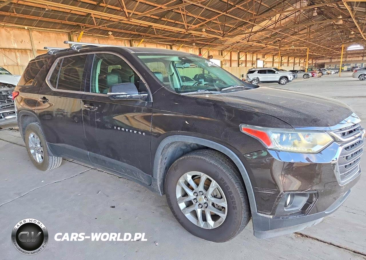 2019 Chevrolet Traverse Lt VIN:1GNERGKW9KJ113732 - 4