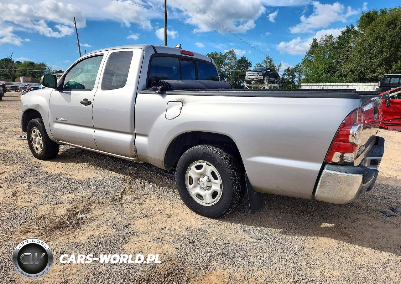 2015 Toyota Tacoma Base VIN:5TFTX4CN2FX068288 - 2