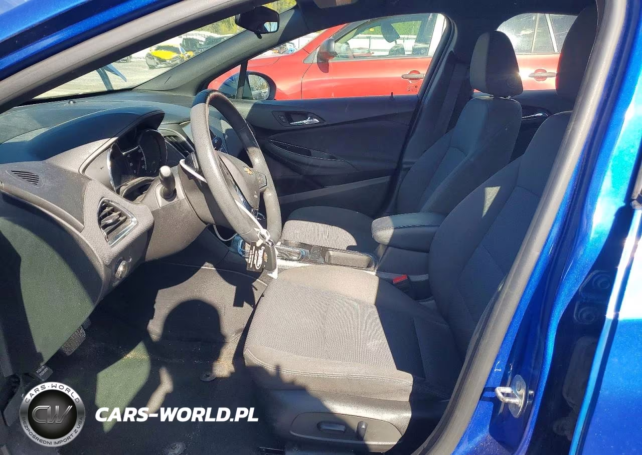 2018 Chevrolet Cruze Lt VIN:1G1BE5SM8J7215845 - 7
