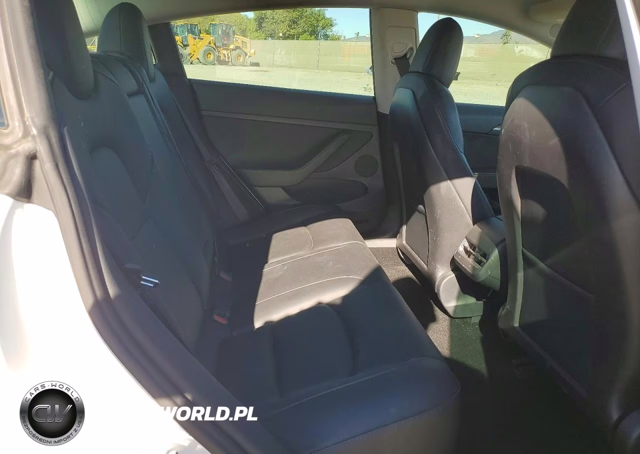 2022 Tesla Model 3 VIN:5YJ3E1EA1NF110568 - 10