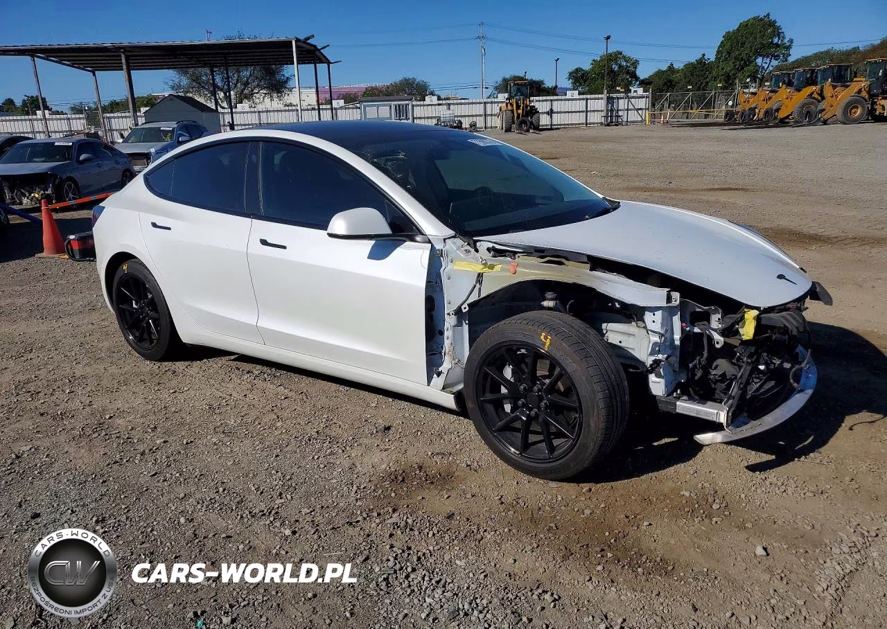 2022 Tesla Model 3 VIN:5YJ3E1EA1NF110568 - 4