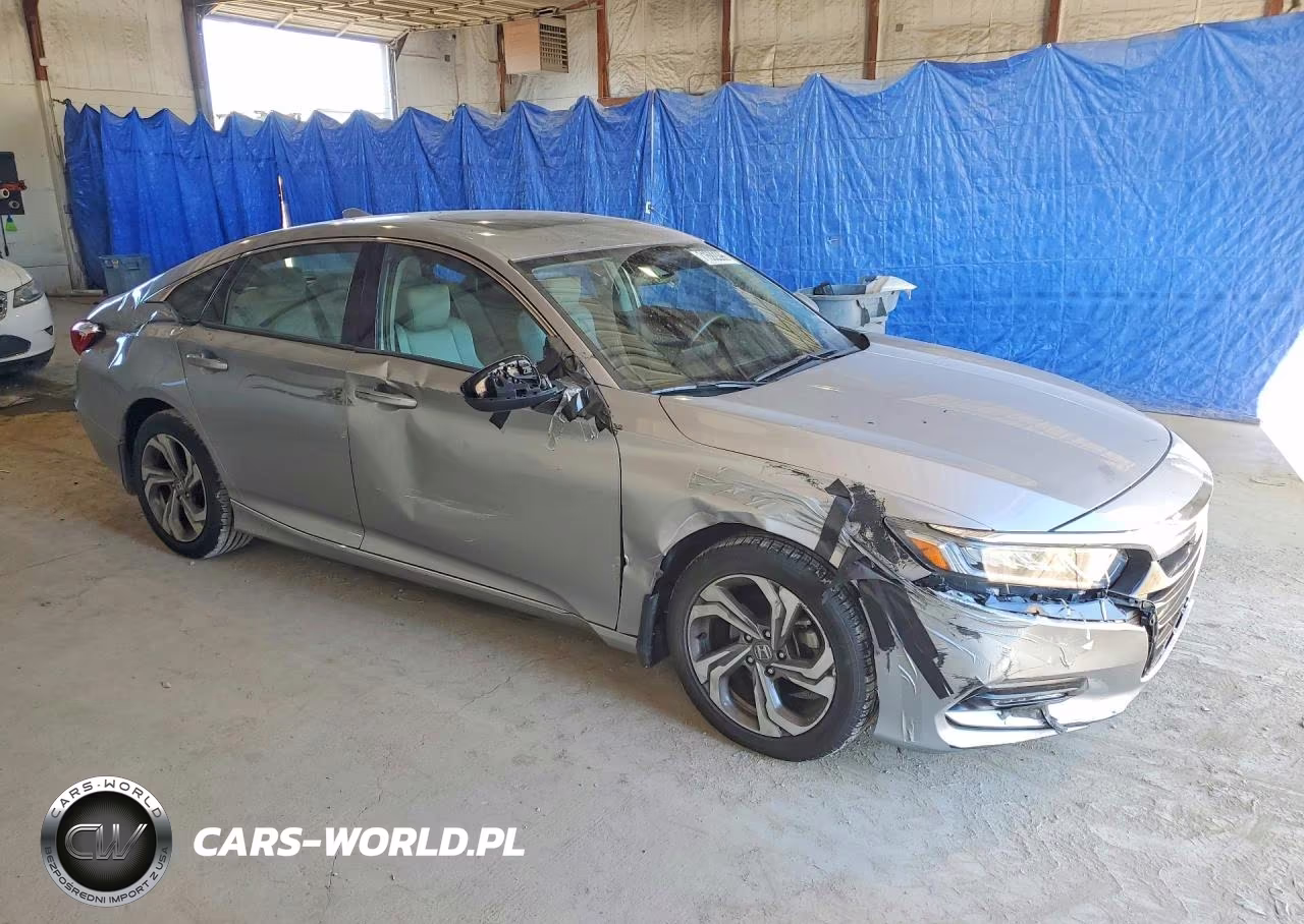 2018 Honda Accord Ex VIN:1HGCV1F45JA136555 - 4