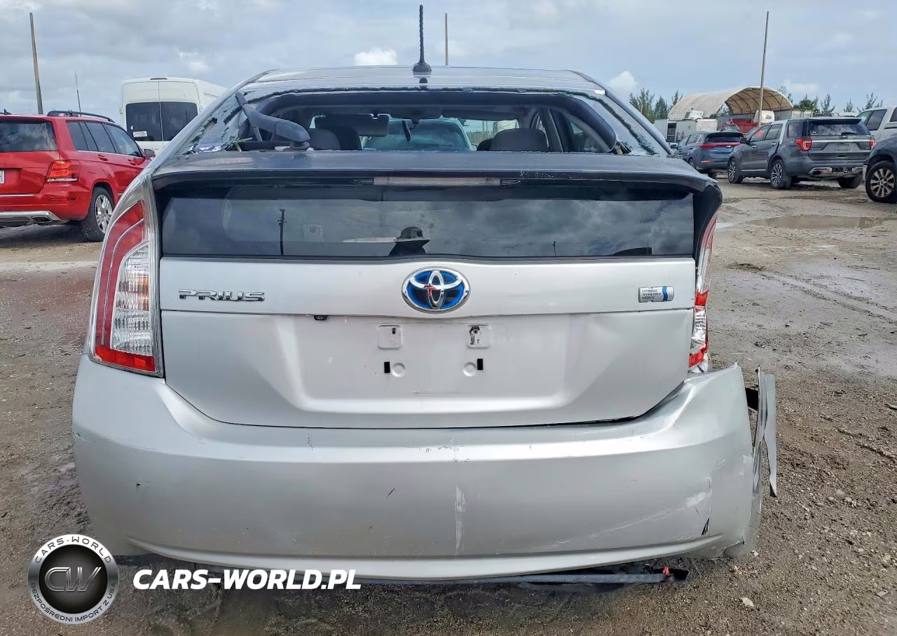 2013 Toyota Prius Three VIN:JTDKN3DU2D5590106 - 6