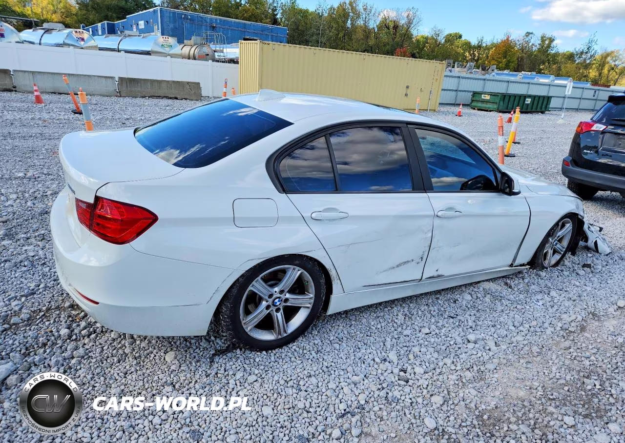 2013 BMW 328 Xi VIN:WBA3B3C53DJ810798 - 3
