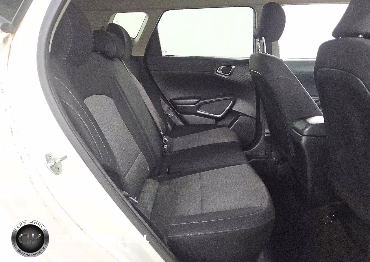 2021 Kia Soul S VIN:KNDJ23AU4M7752167 - 10