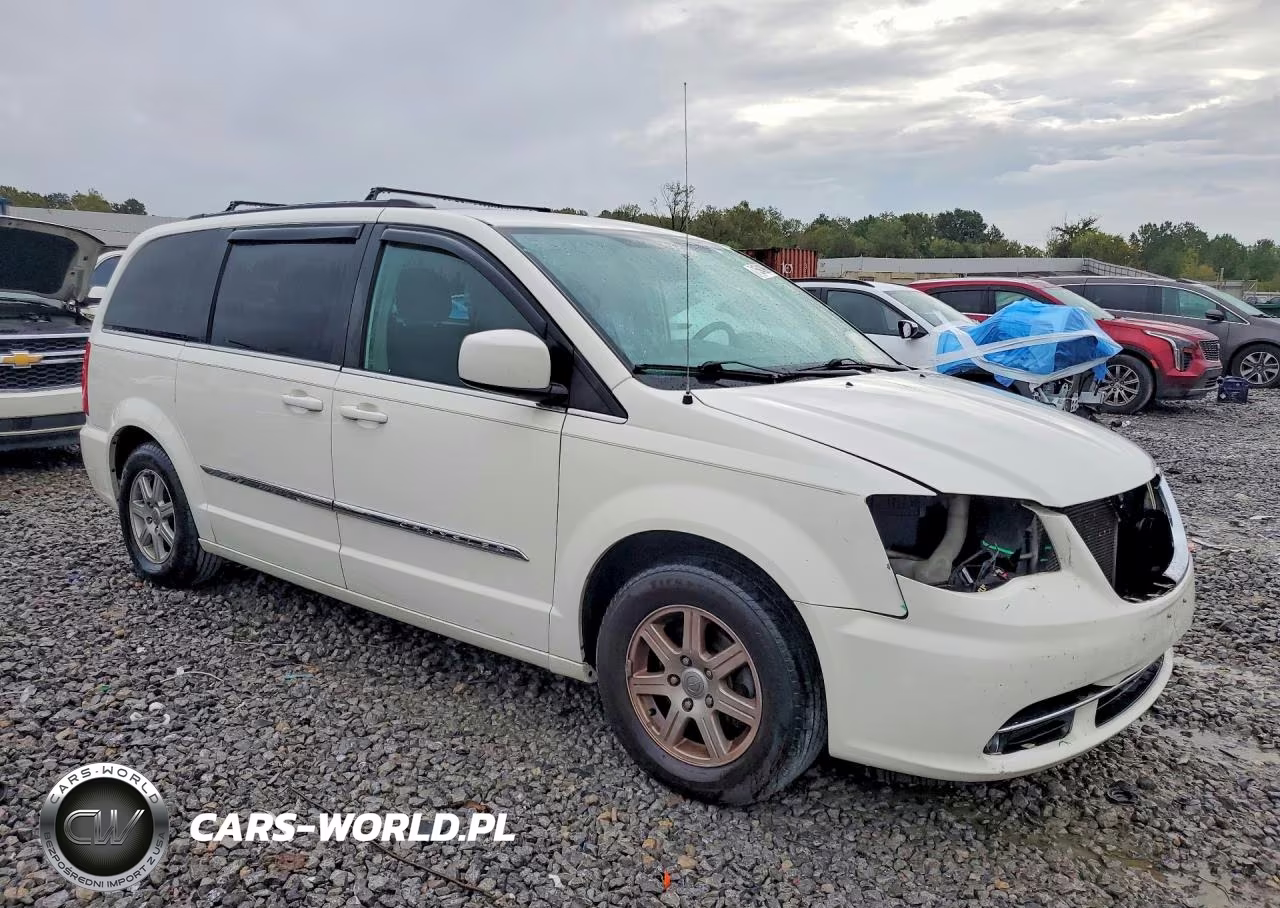 2013 Chrysler Town & Country Touring VIN:2C4RC1BG3DR583111 - 4