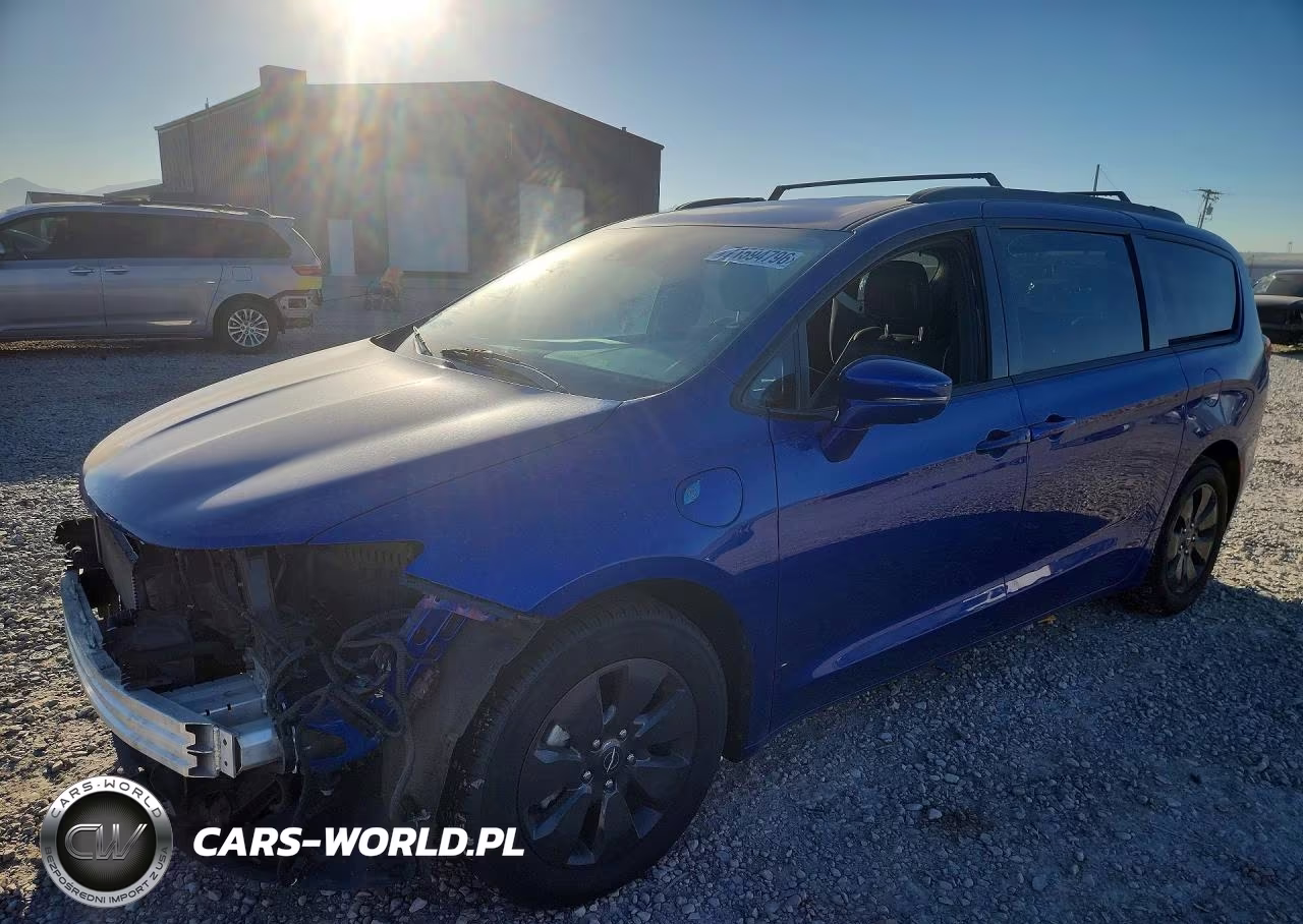 2020 Chrysler Pacifica Hybrid Limited