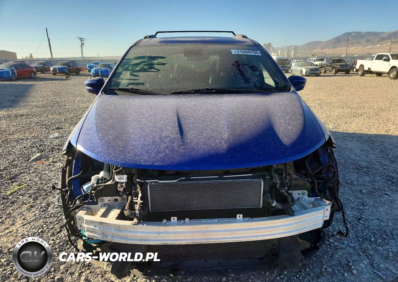 2020 Chrysler Pacifica Hybrid Limited VIN:2C4RC1N70LR287800 - 5