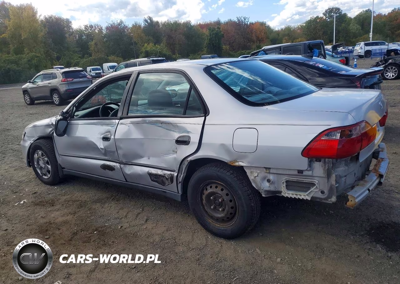 1999 Honda Accord Dx VIN:1HGCF8643XA157113 - 2