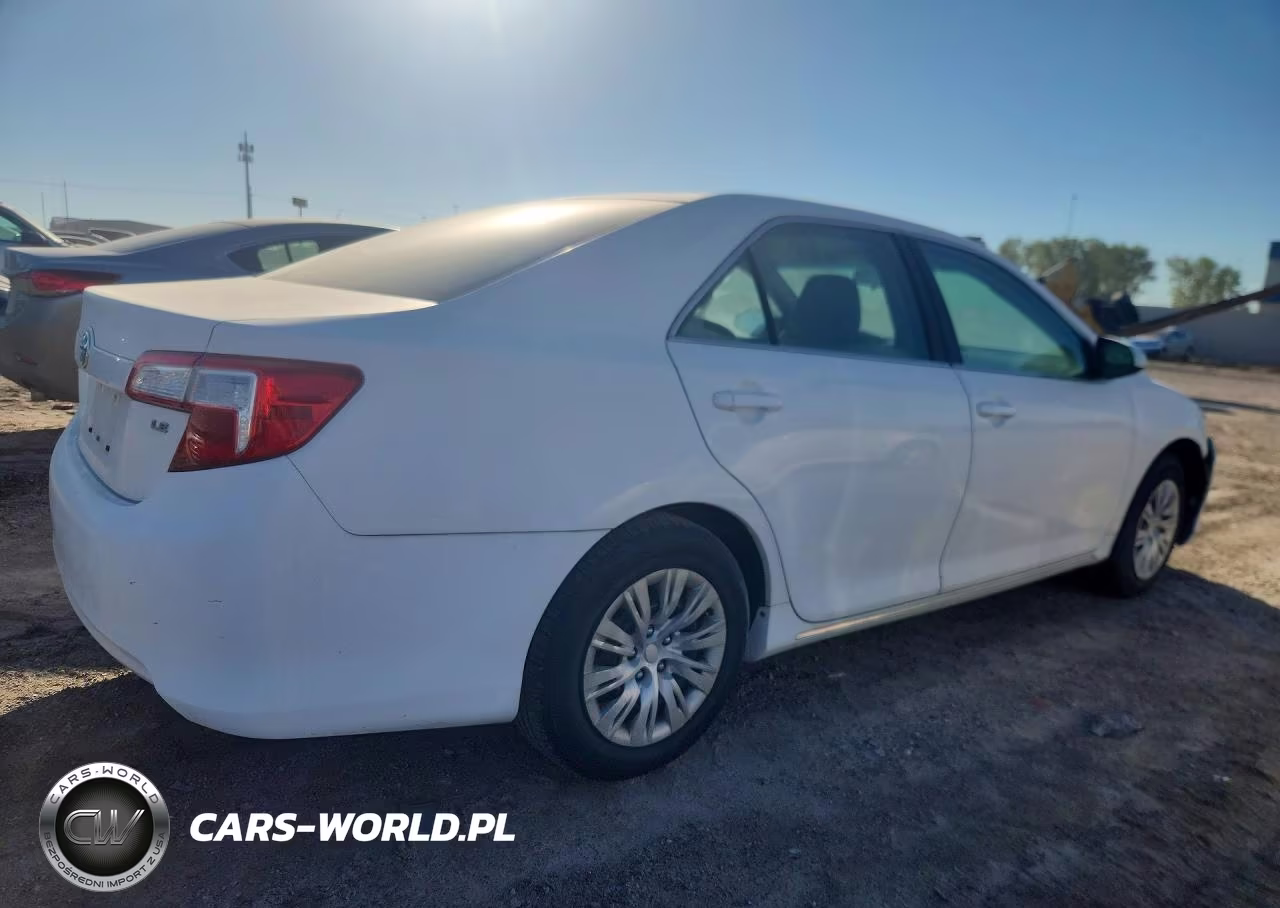 2012 Toyota Camry Le VIN:4T1BF1FK9CU576488 - 3