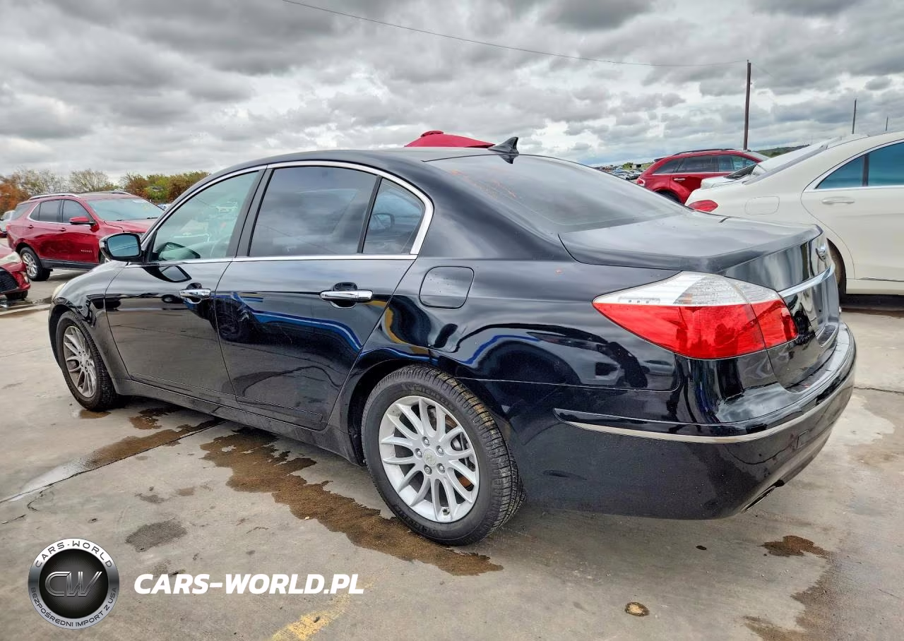 2011 Hyundai Genesis 3.8L VIN:KMHGC4DE4BU114805 - 2