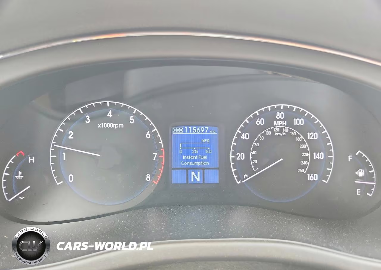 2011 Hyundai Genesis 3.8L VIN:KMHGC4DE4BU114805 - 9
