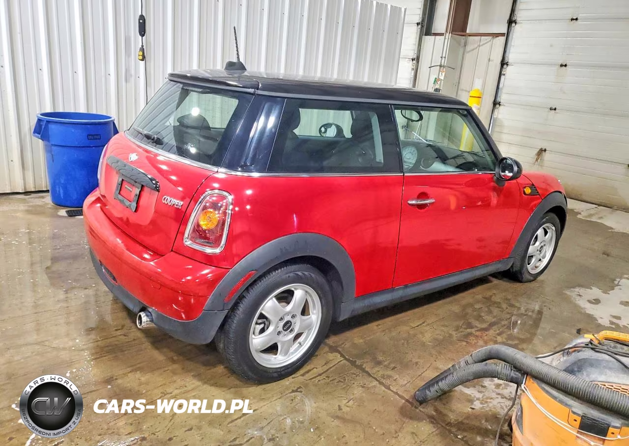 2010 Mini Cooper VIN:WMWMF3C50ATU77694 - 3