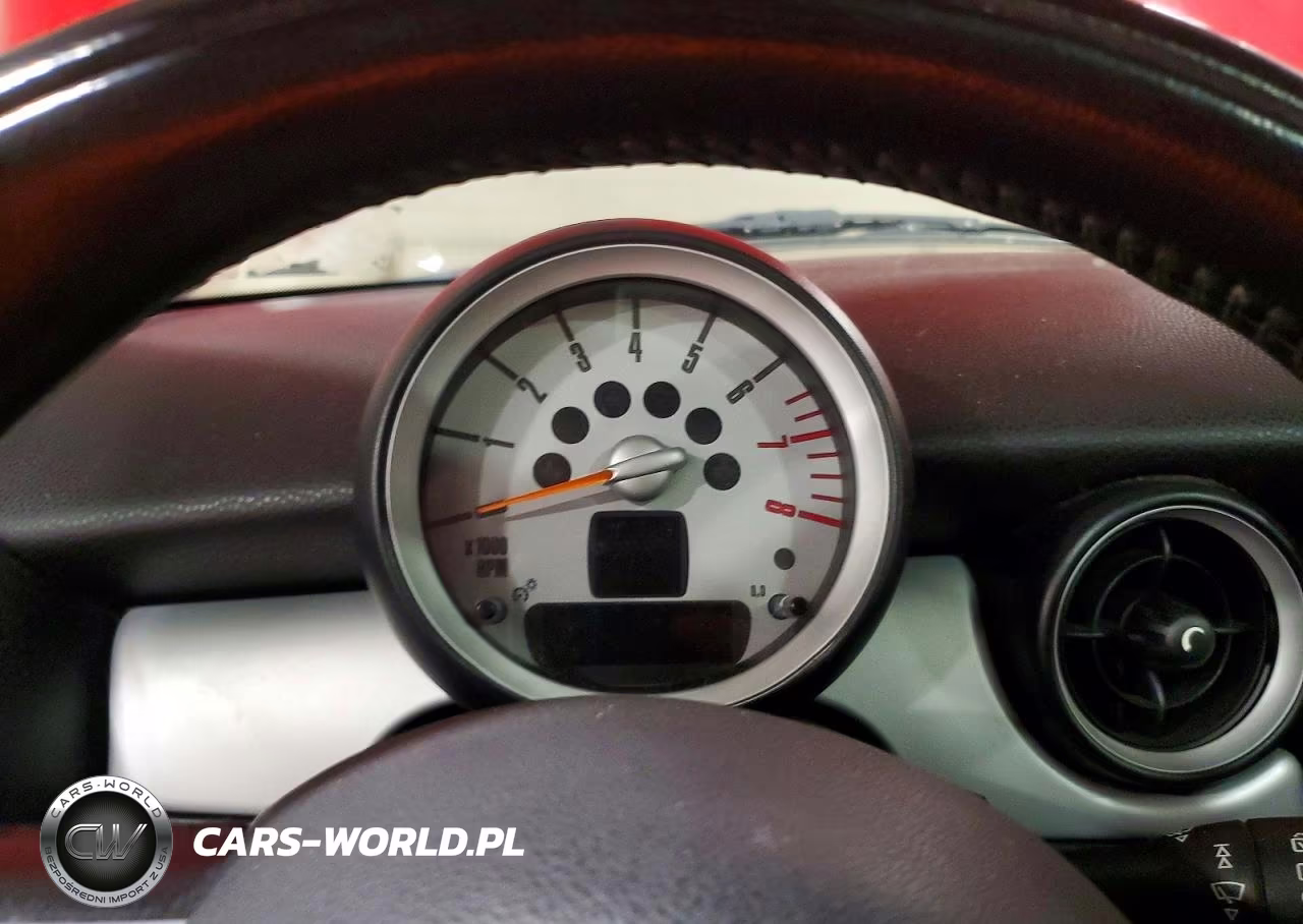 2010 Mini Cooper VIN:WMWMF3C50ATU77694 - 9