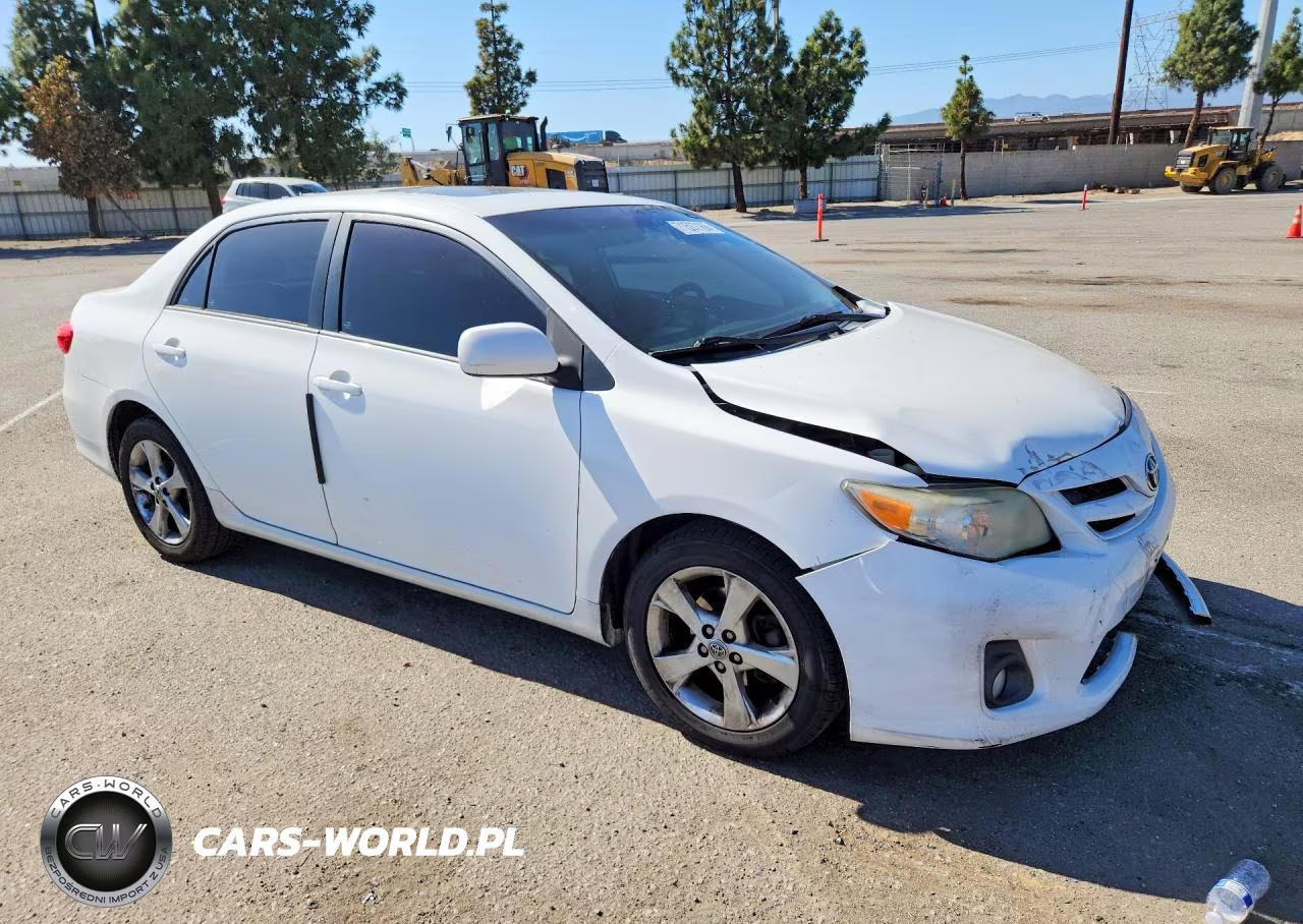 2012 Toyota Corolla Le VIN:5YFBU4EE2CP007969 - 4