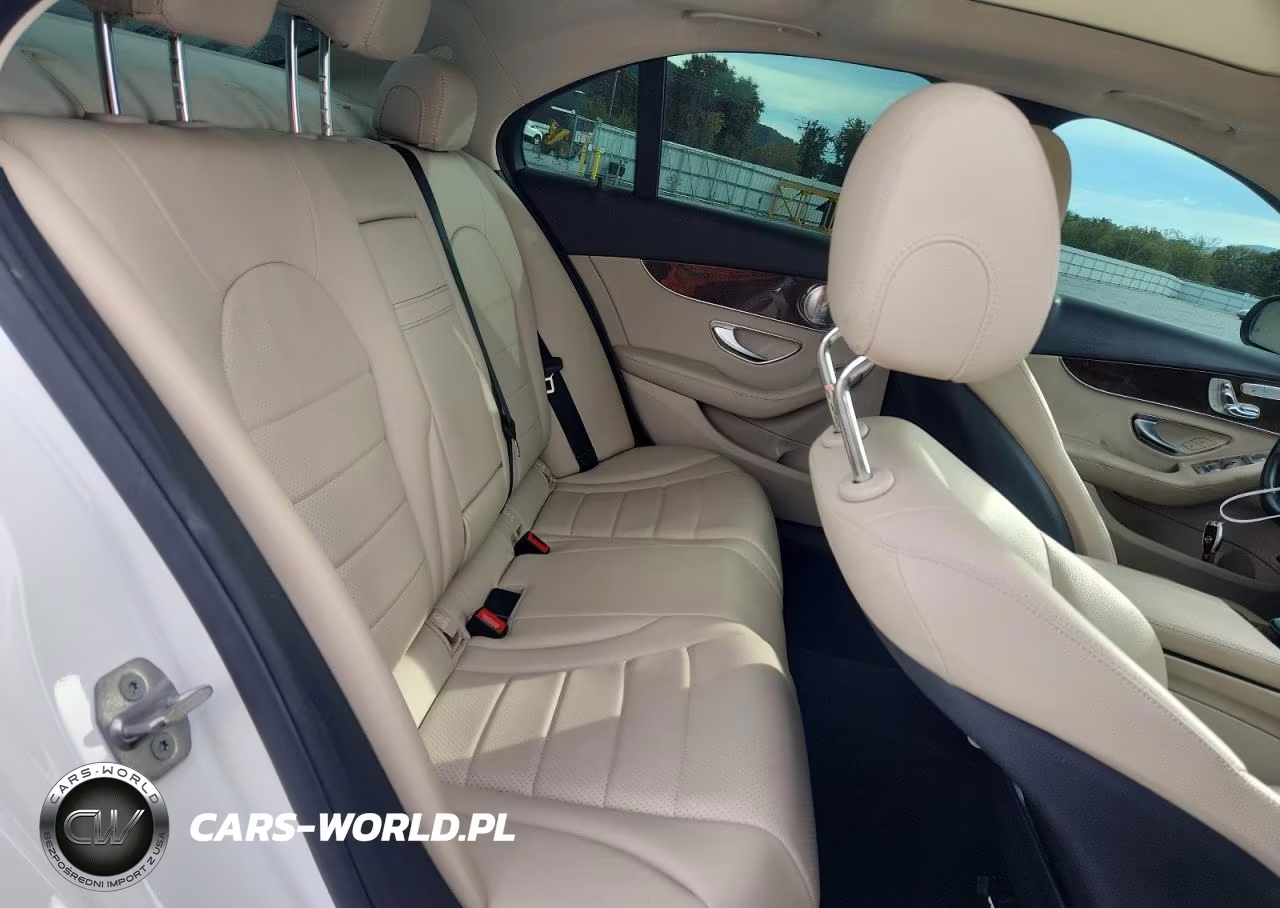 MERCEDES-BENZ C 300 4MAT VIN:55SWF4KB8HU213286 - 10