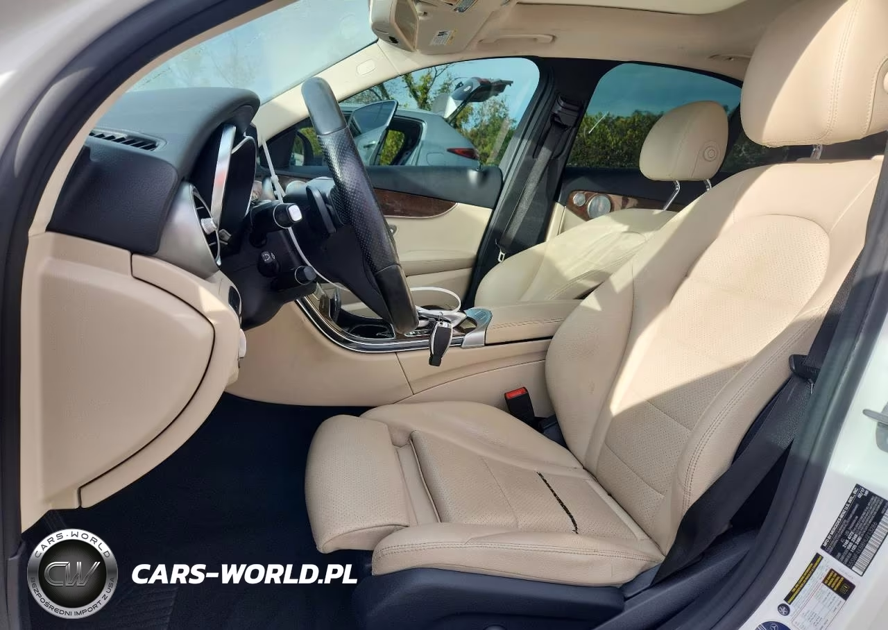 MERCEDES-BENZ C 300 4MAT VIN:55SWF4KB8HU213286 - 7