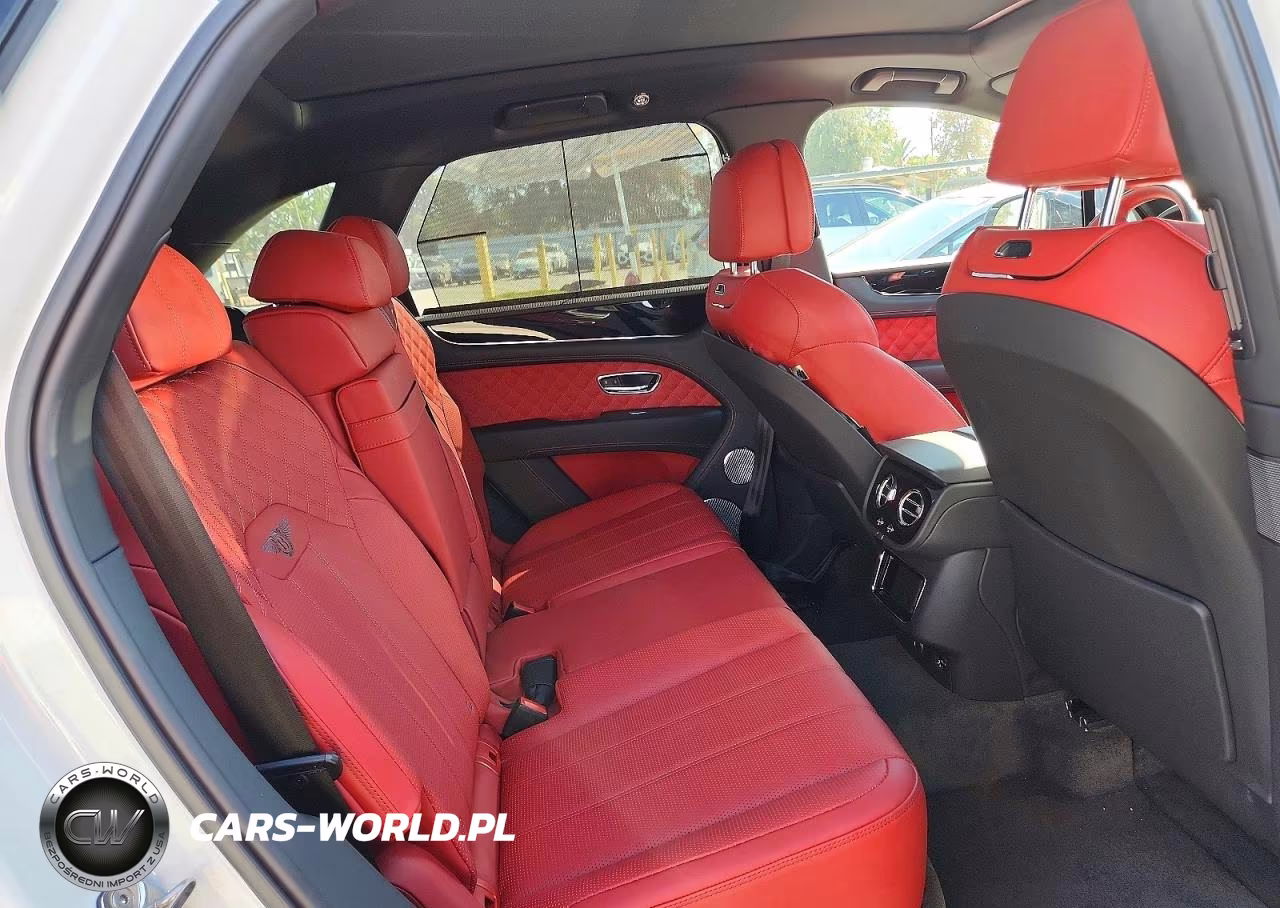 2023 Bentley Bentayga Azure-S VIN:SJAAT2ZV2PC022081 - 11
