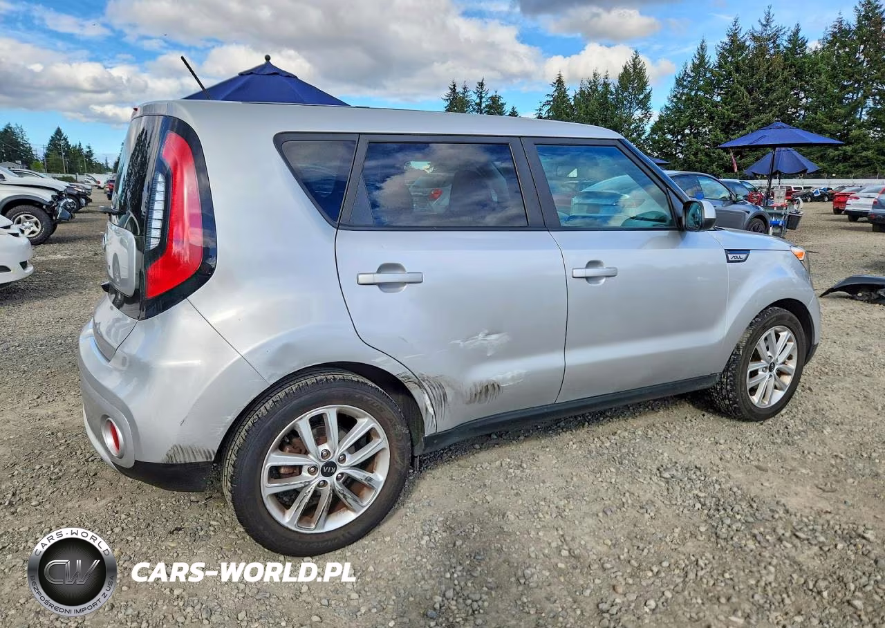 2019 Kia Soul + VIN:KNDJP3A57K7653141 - 3