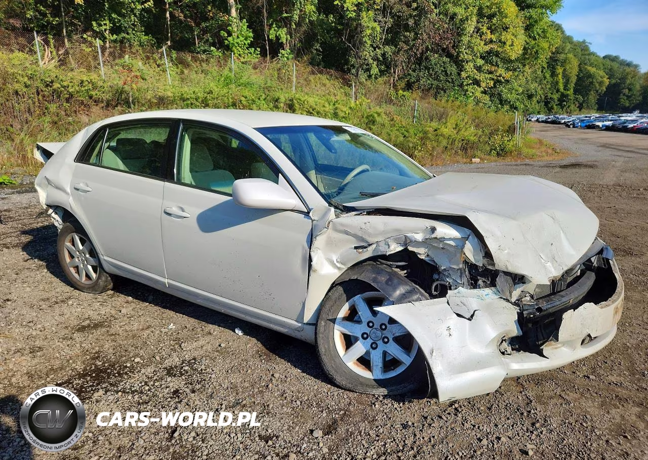 2010 Toyota Avalon Xl VIN:4T1BK3DB7AU356953 - 4