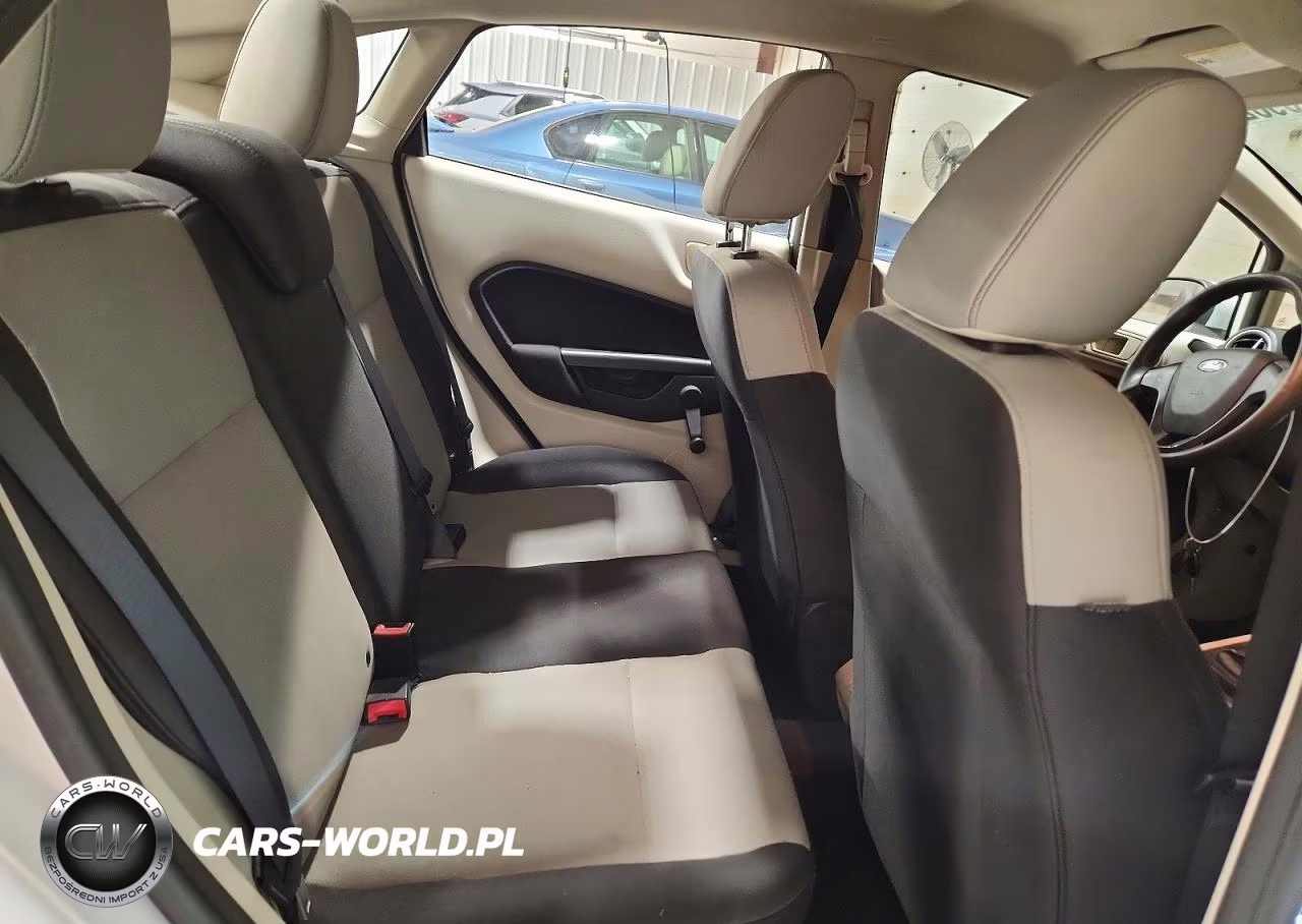 2011 Ford Fiesta S VIN:3FADP4AJ2BM128841 - 10