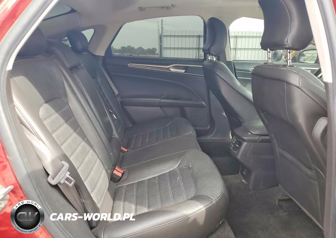 FORD FUSION VIN:3FA6P0HD7GR329467 - 10