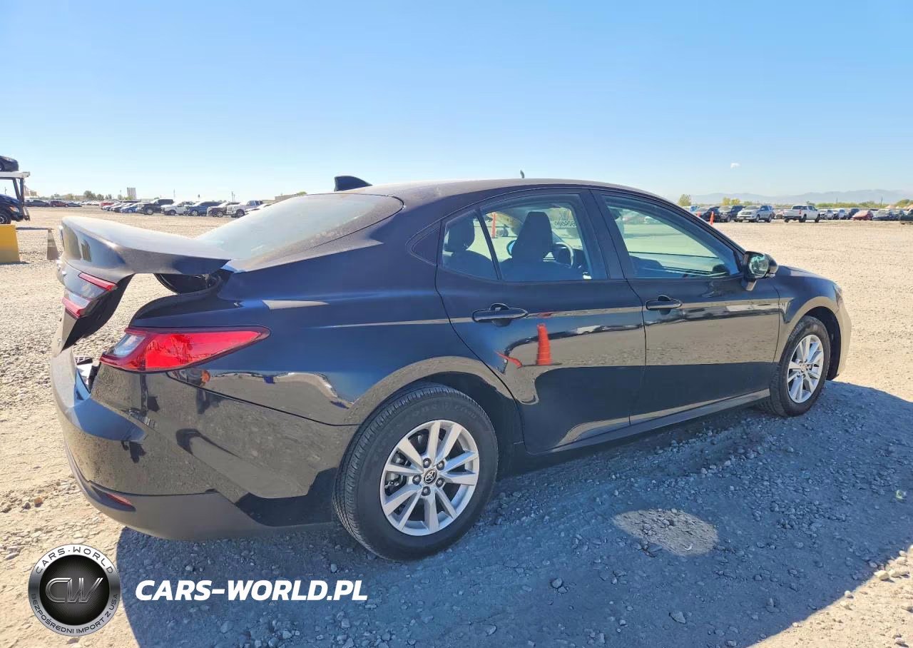 2025 Toyota Camry Le VIN:4T1DBADK6SU028972 - 3