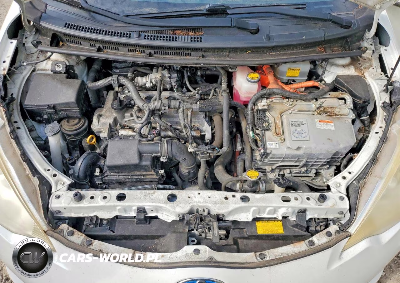 2013 Toyota Prius C VIN:JTDKDTB36D1051749 - 11