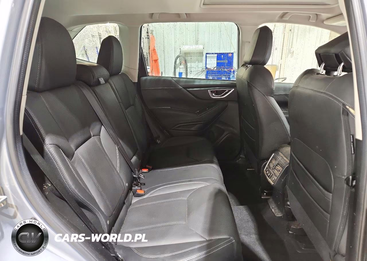 2023 Subaru Forester Touring VIN:JF2SKARC6PH494111 - 10