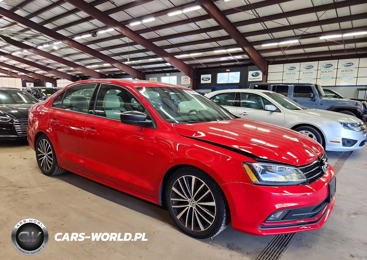 2016 Volkswagen Jetta Sport VIN:3VWB17AJ4GM269239 - 4