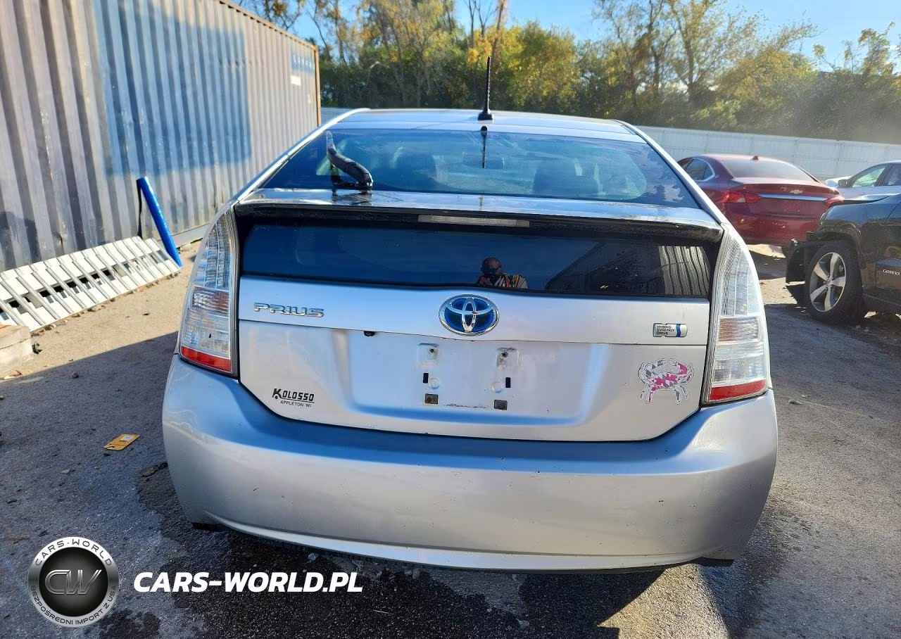 2011 Toyota Prius Four VIN:JTDKN3DU9B5290687 - 6