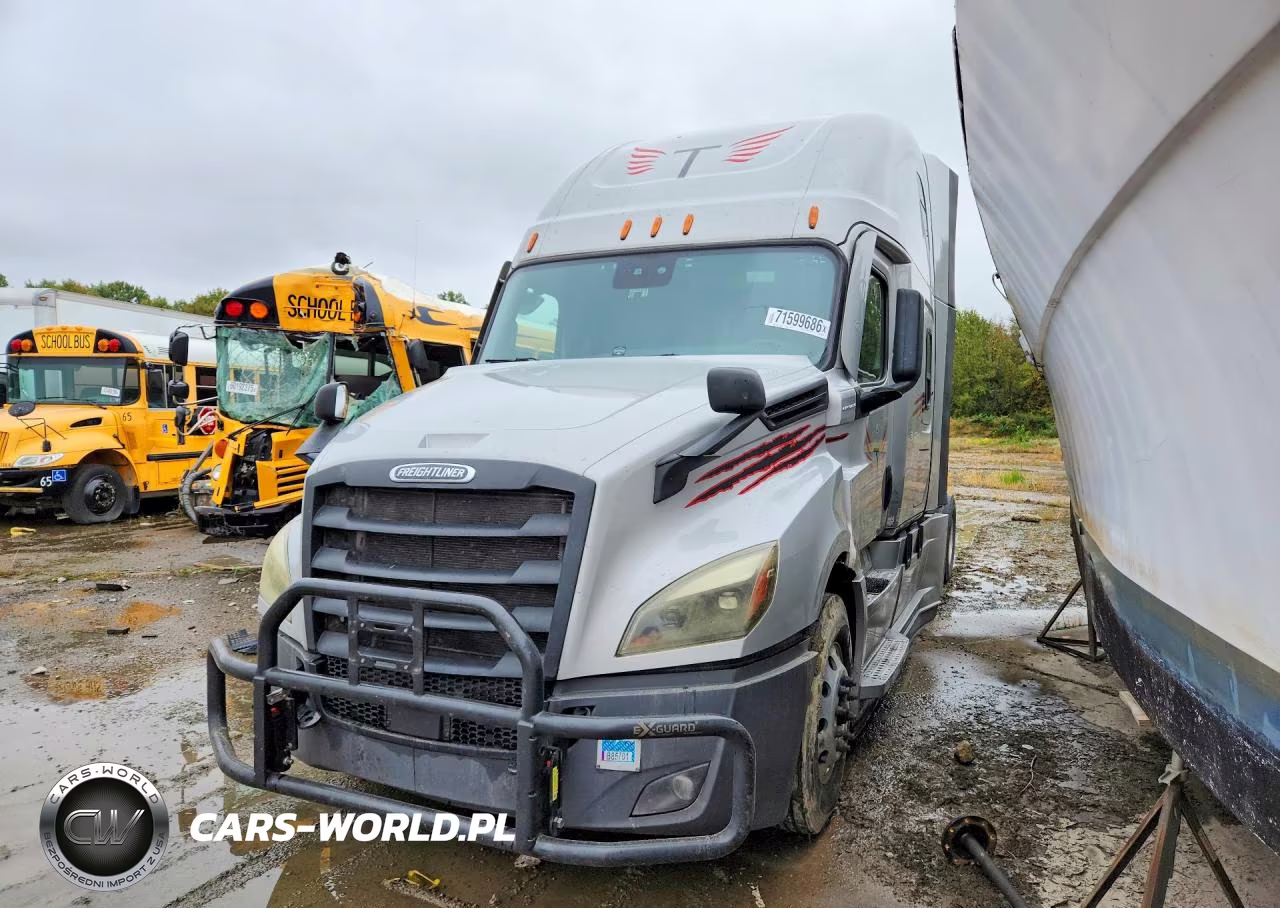 2021 Freightliner Cascadia 126 Semi Truck