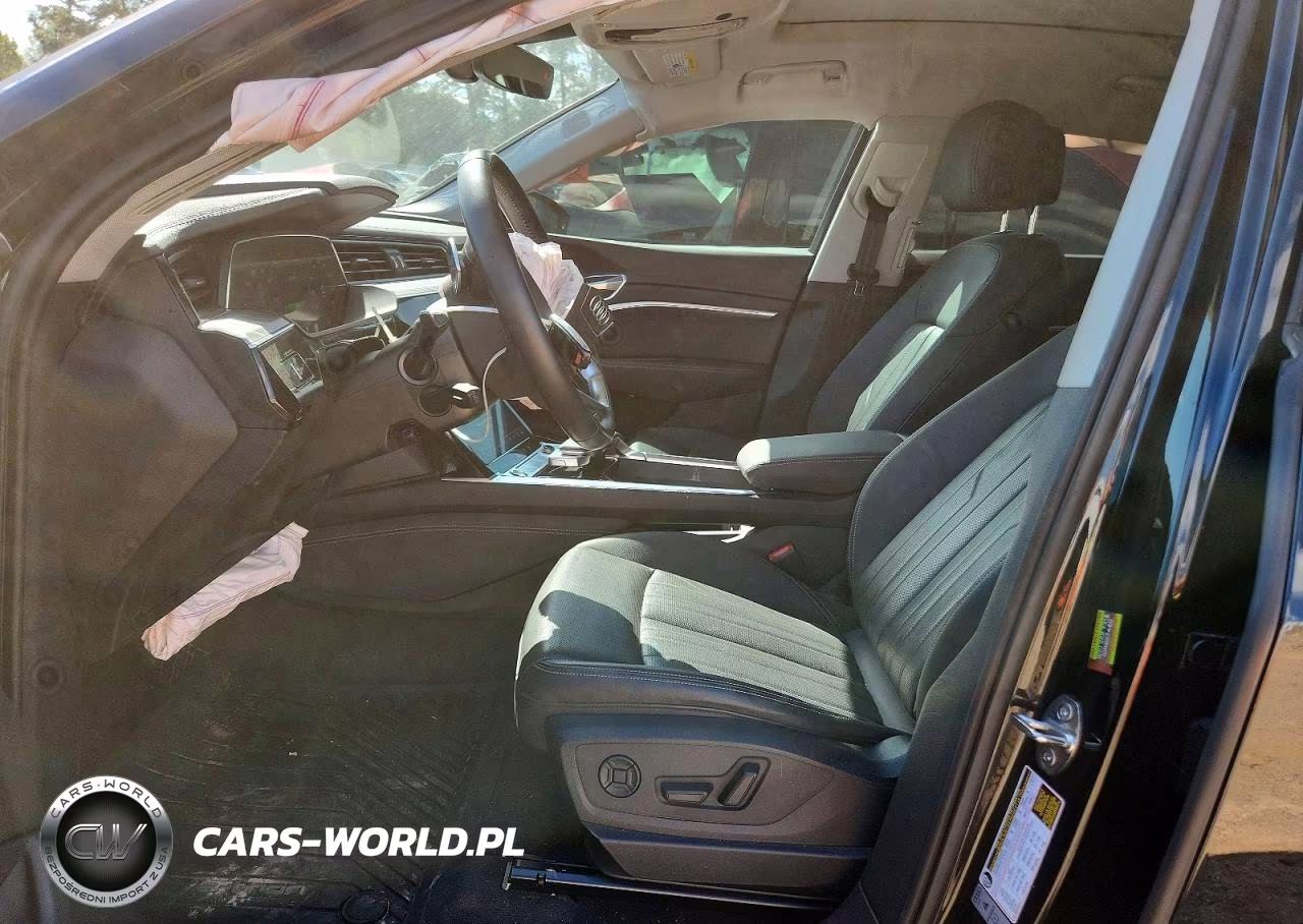 2021 Audi E-Tron Premium Plus VIN:WA1LAAGE6MB028990 - 7