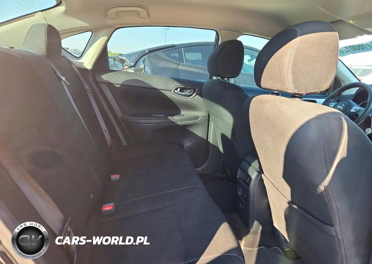 2019 Nissan Sentra S VIN:3N1AB7AP1KY403449 - 10