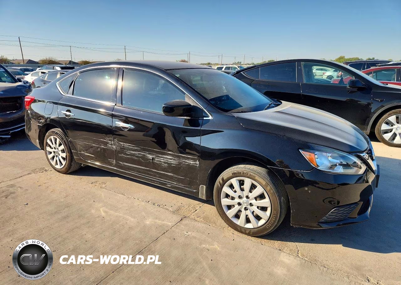 2019 Nissan Sentra S VIN:3N1AB7AP1KY403449 - 4