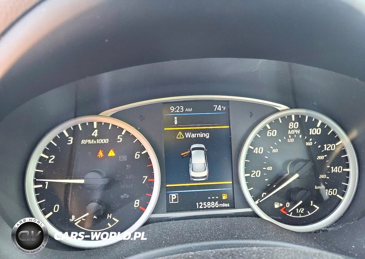 2019 Nissan Sentra S VIN:3N1AB7AP1KY403449 - 9