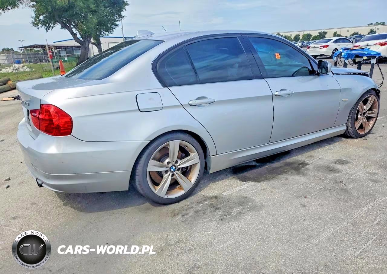 2009 BMW 335 I VIN:WBAPM77559NL87946 - 3