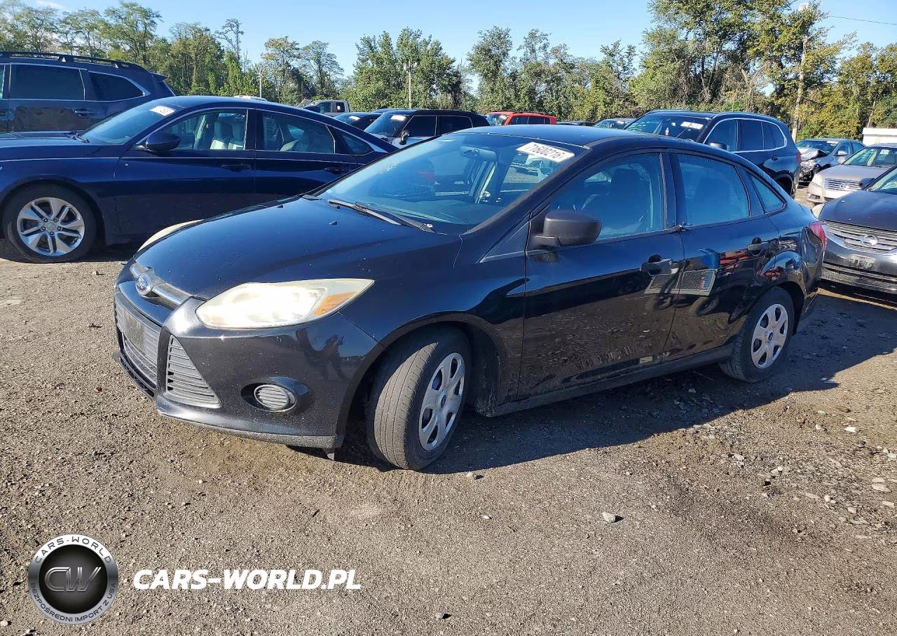2014 Ford Focus S VIN:1FADP3E29EL124501 - 1