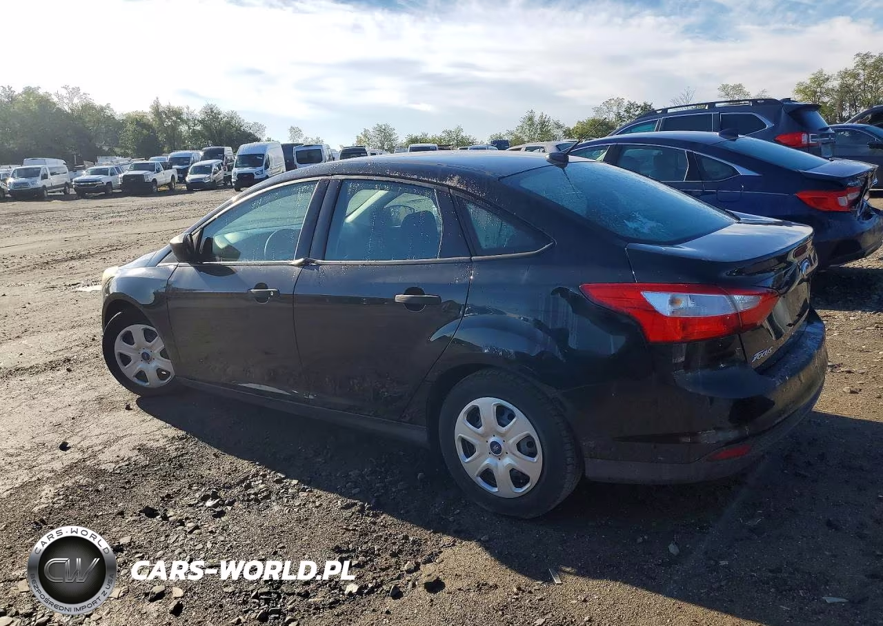 2014 Ford Focus S VIN:1FADP3E29EL124501 - 2