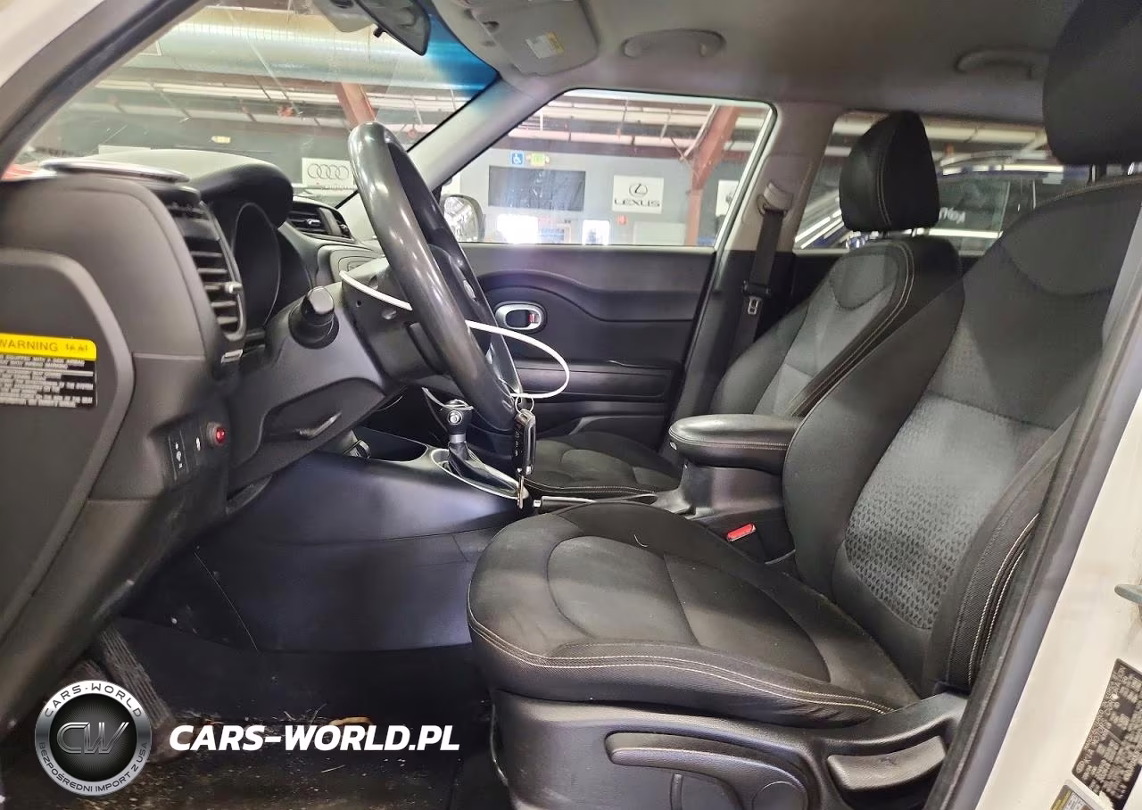 2015 Kia Soul + VIN:KNDJP3A51F7133183 - 7