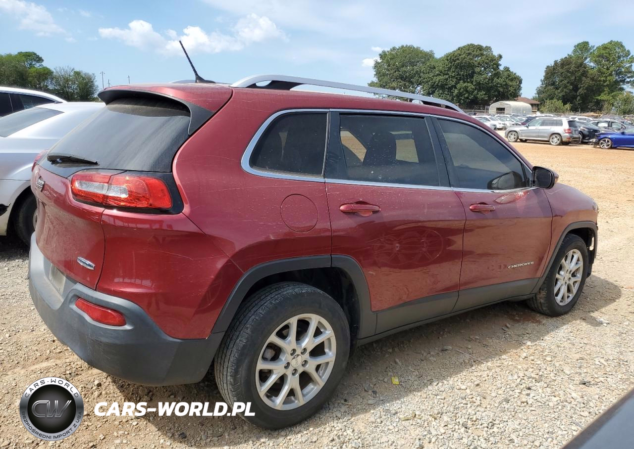2015 Jeep Cherokee Latitude VIN:1C4PJLCB7FW712697 - 3