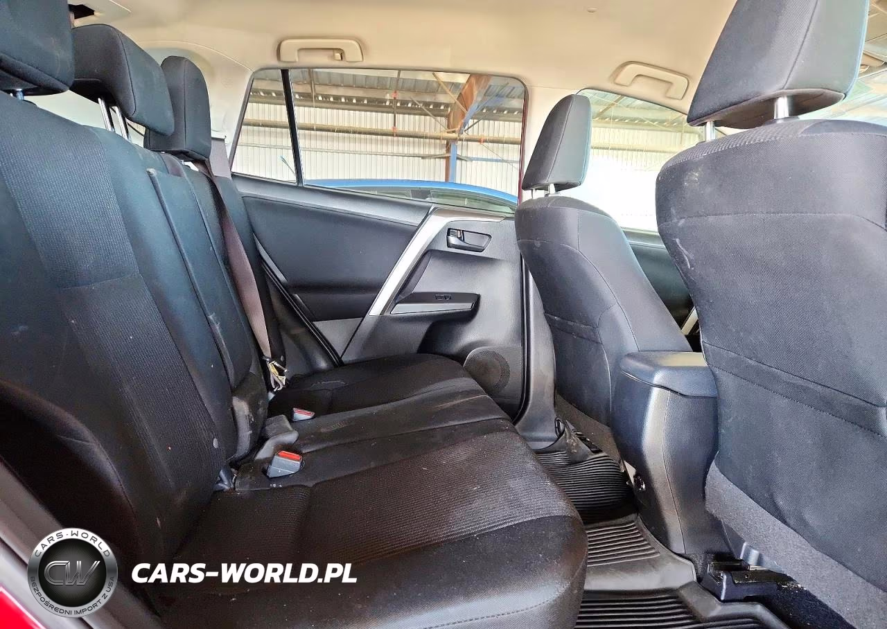 2018 Toyota Rav4 Le VIN:JTMBFREV9JD229724 - 11