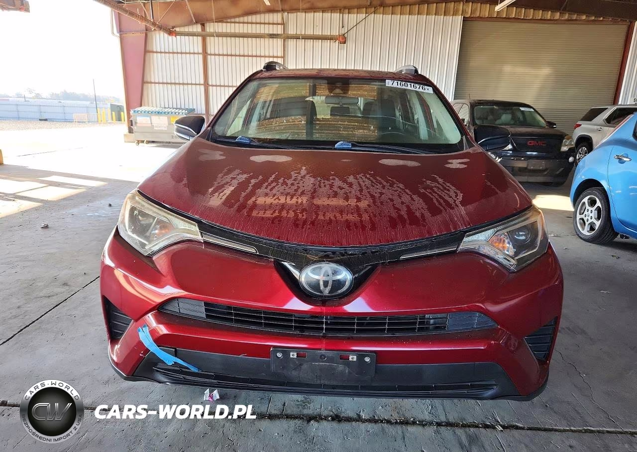 2018 Toyota Rav4 Le VIN:JTMBFREV9JD229724 - 5