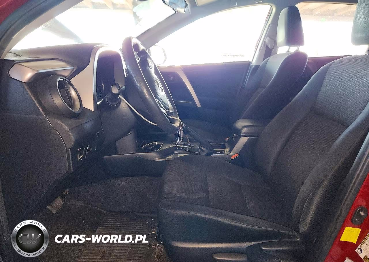 2018 Toyota Rav4 Le VIN:JTMBFREV9JD229724 - 7